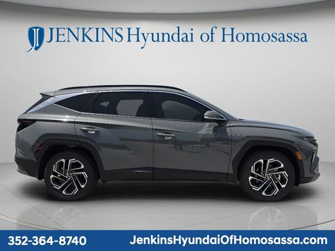 New 2026 Hyundai Tucson Limited FWD image 3