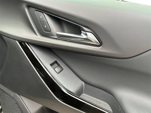 New 2026 Chevrolet Equinox LT image 14