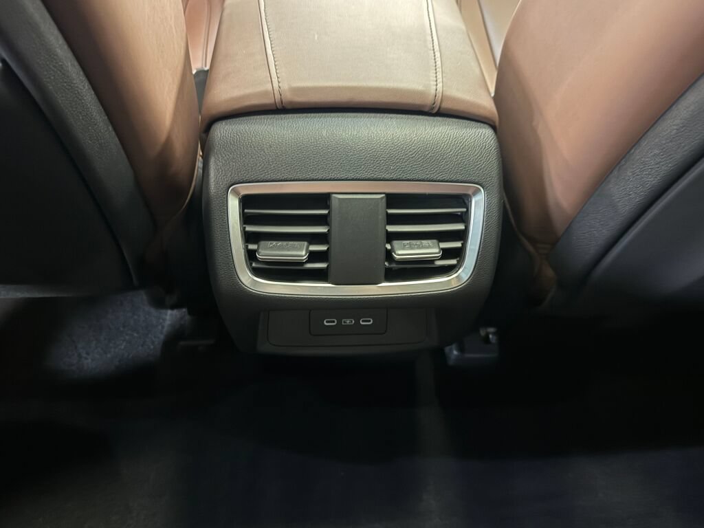 Certified 2024 Acura RDX w/ Technology Package AWD/4WD image 17