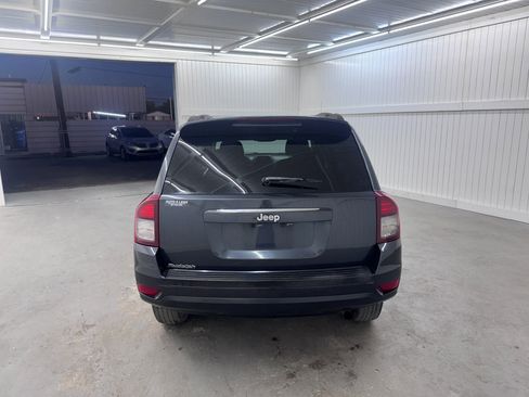 Used 2015 Jeep Compass Sport image 6