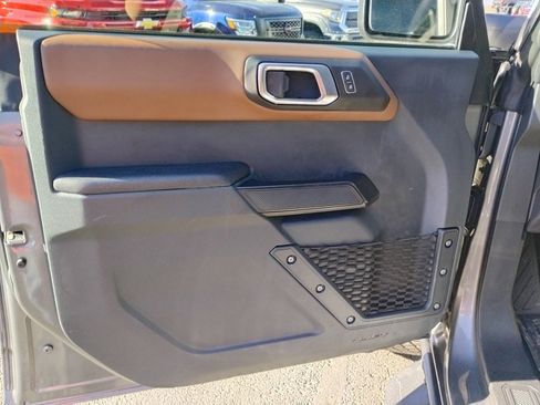 Used 2024 Ford Bronco Outer Banks w/ Sasquatch Package image 18