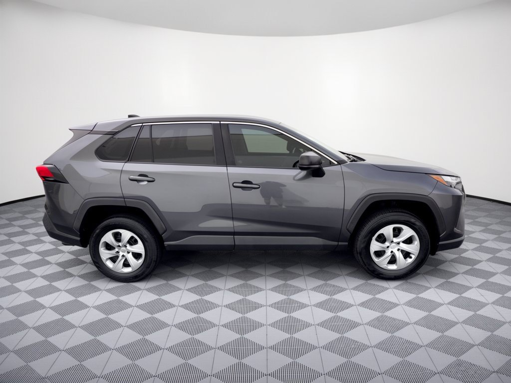 Certified 2023 Toyota RAV4 LE FWD image 8