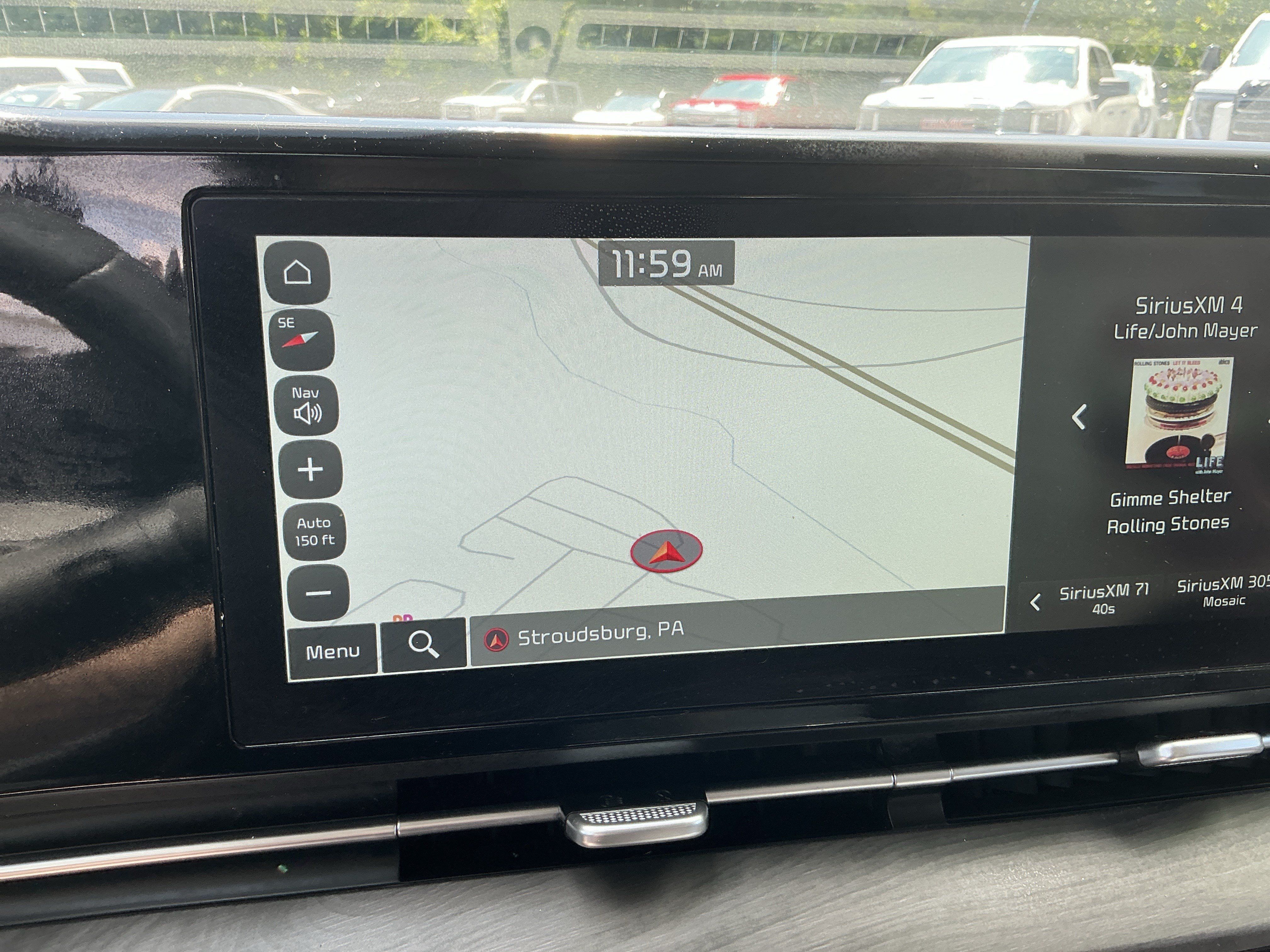 Used 2024 Kia Carnival EX FWD image 24