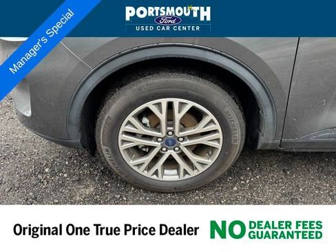 Certified 2022 Ford Escape SEL w/ Technology Package image 24