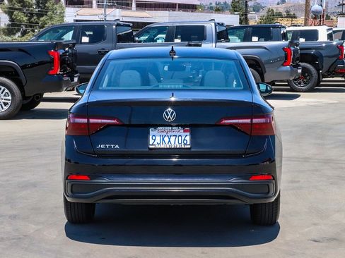 Used 2024 Volkswagen Jetta S FWD image 6