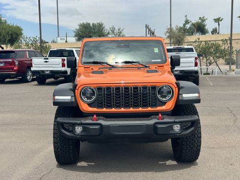 Used 2025 Jeep Wrangler Unlimited Rubicon w/ Steel Bumper Group AWD/4WD image 9