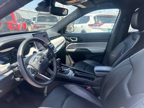 Used 2024 Jeep Compass Limited AWD/4WD image 7