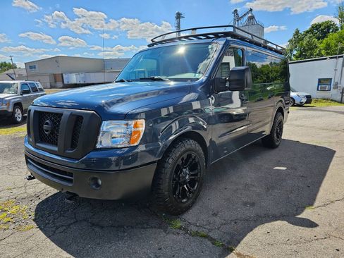 Used 2021 Nissan NV 3500 SL RWD image 4