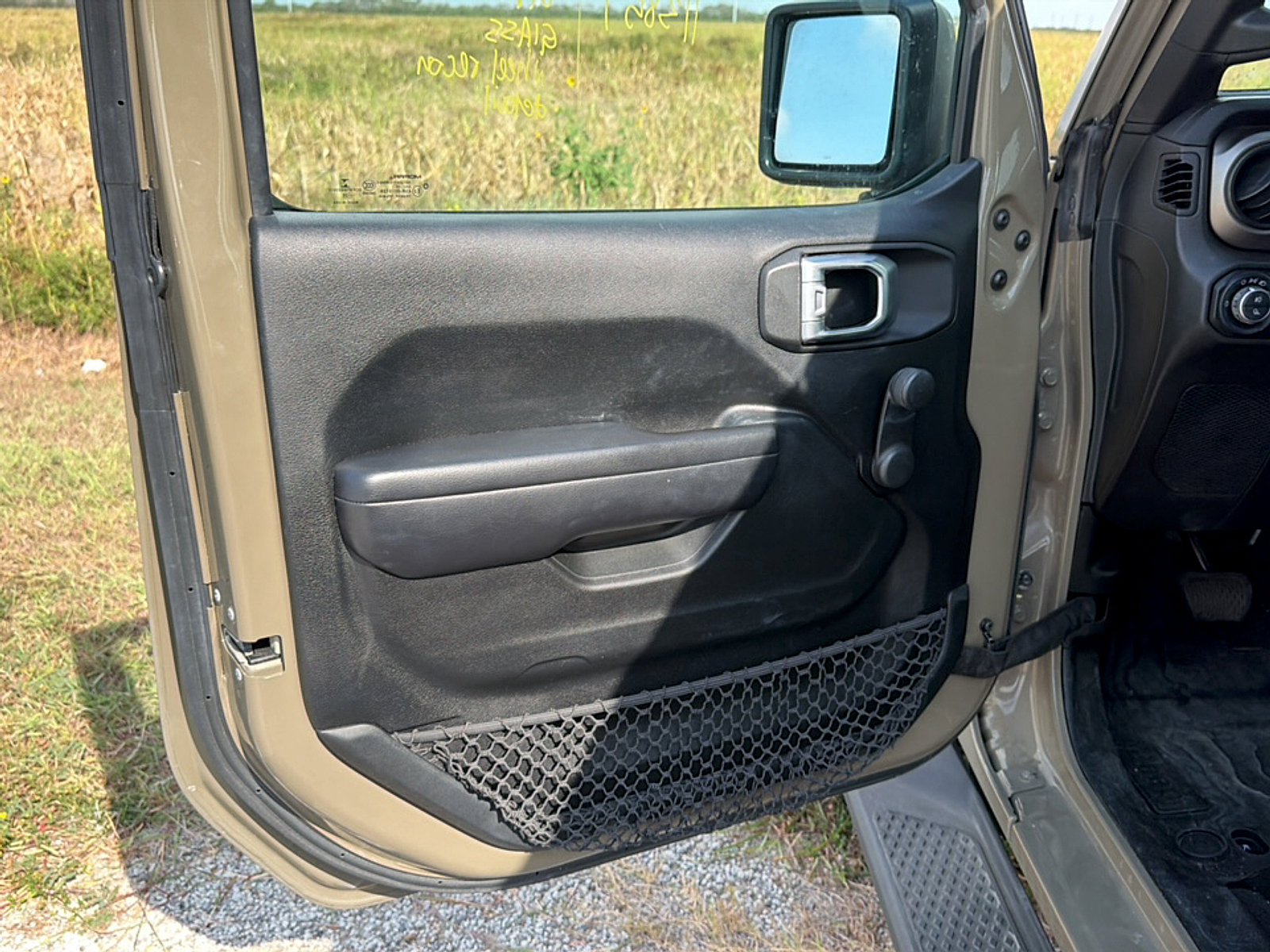Used 2020 Jeep Gladiator Sport AWD/4WD image 18