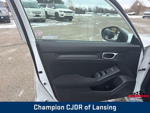 Used 2024 Honda Civic Sport image 10