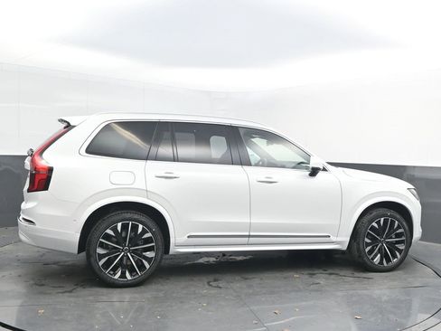 New 2026 Volvo XC90 B6 Ultra image 8