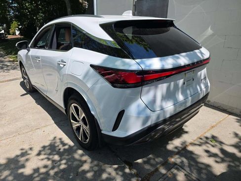 Used 2023 Lexus RX 350 Premium w/ Cold Area Package AWD/4WD image 5