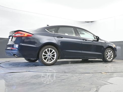 Used 2020 Ford Fusion SE FWD image 50
