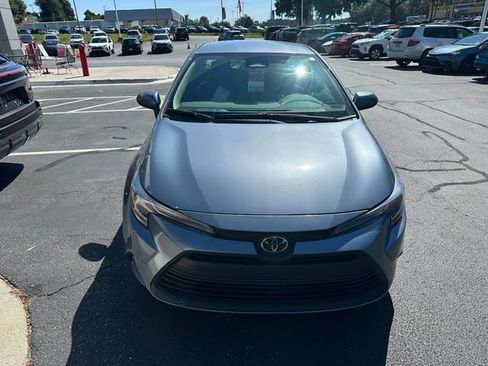 Used 2026 Toyota Corolla LE FWD image 5