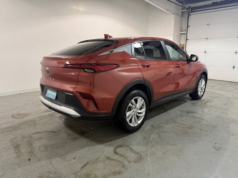 Certified 2024 Buick Envista Preferred w/ Convenience I Package image 7