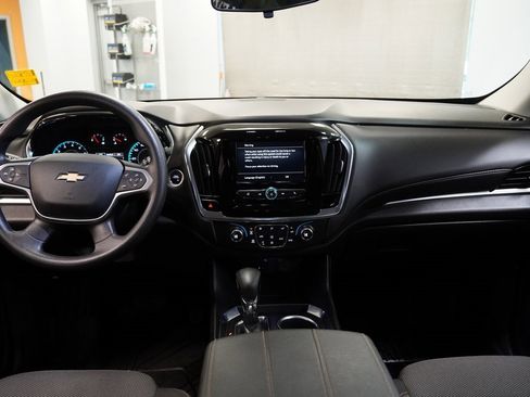 Used 2021 Chevrolet Traverse LS w/ LPO, Floor Liner Package image 9