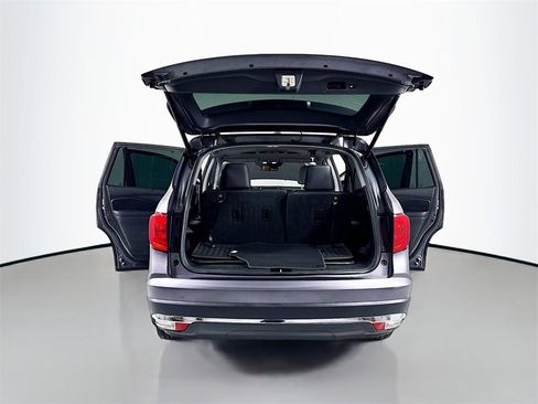 Used 2016 Honda Pilot Touring image 27