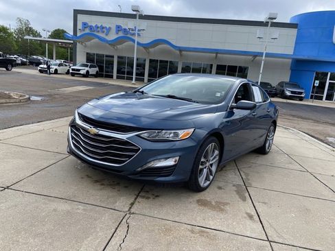 Used 2024 Chevrolet Malibu LT image 4