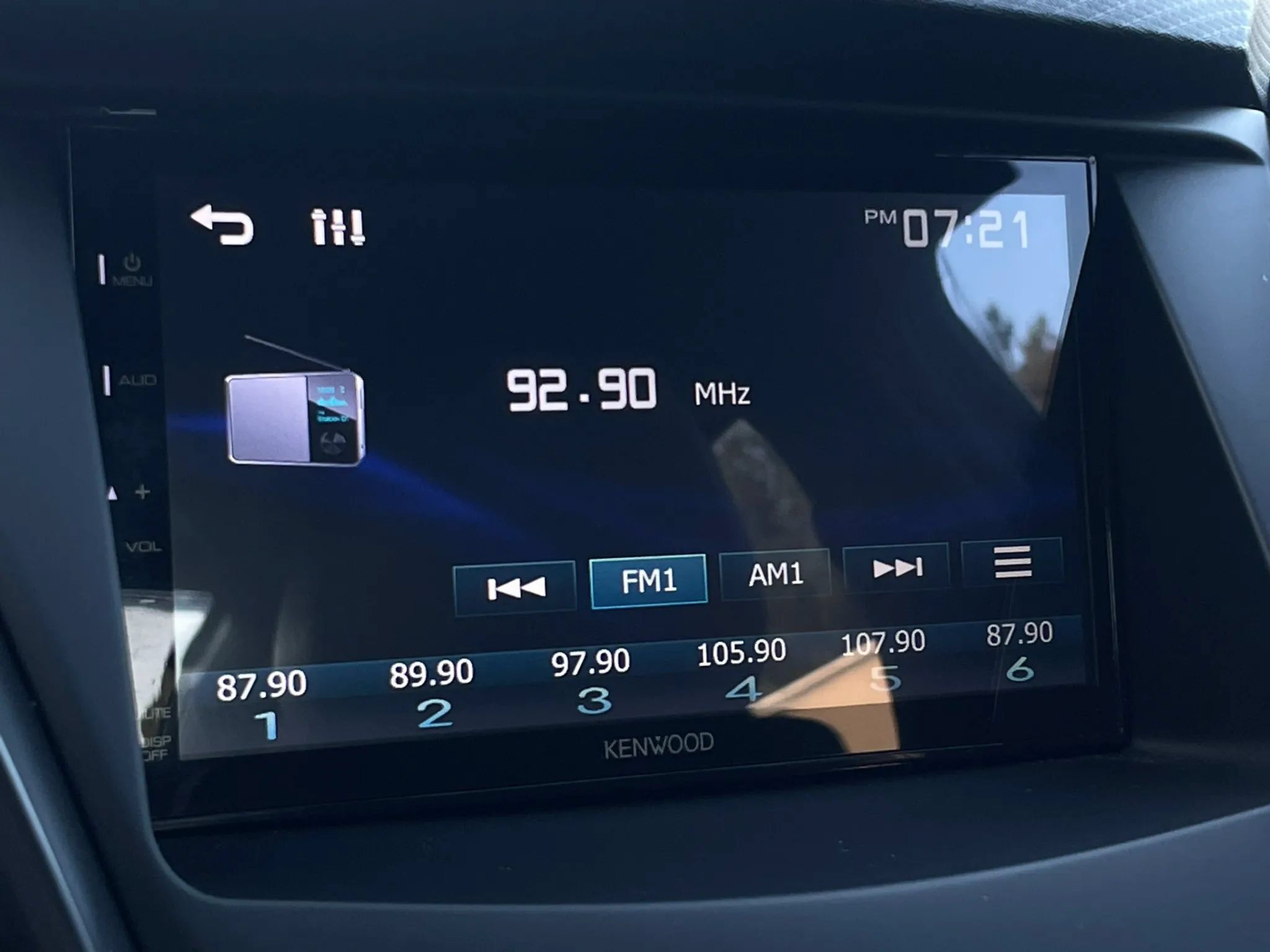 Used 2015 Hyundai Veloster Turbo FWD image 29