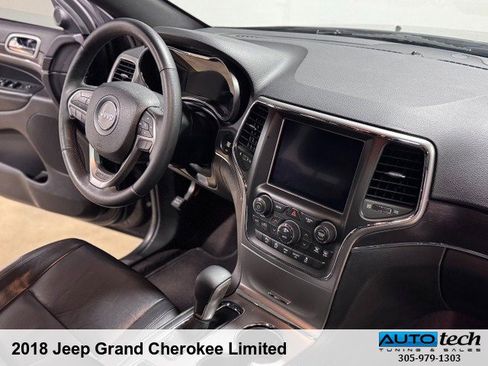 Used 2018 Jeep Grand Cherokee Limited image 35