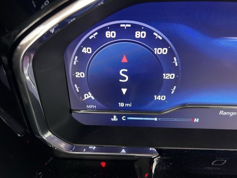 New 2024 Chevrolet Silverado 1500 RST w/ All Star Edition Plus image 11