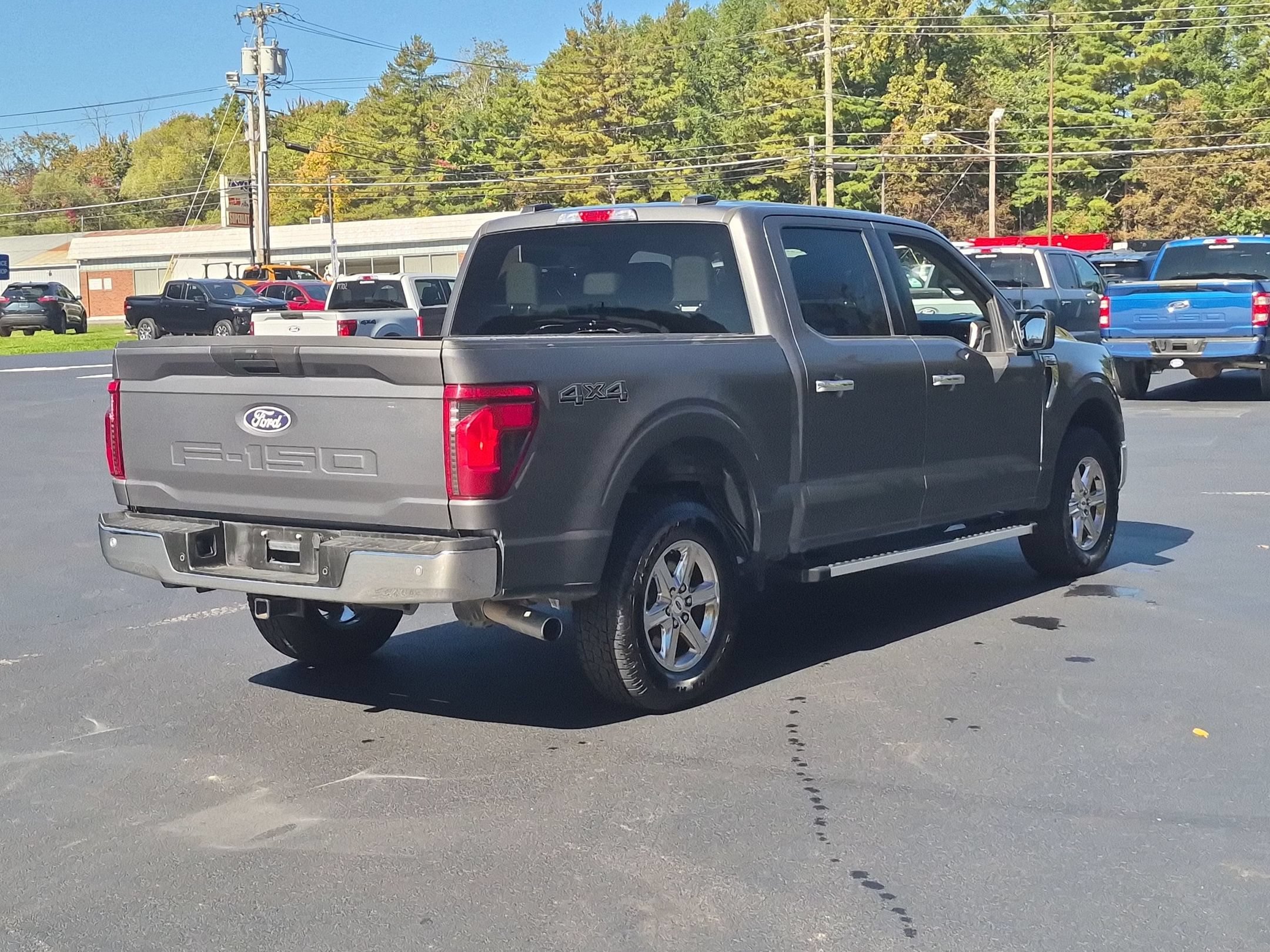 Used 2025 Ford F150 XLT w/ Equipment Group 301A Standard AWD/4WD image 3