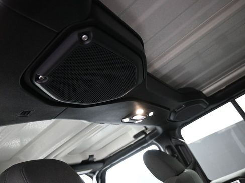 Used 2021 Jeep Wrangler Unlimited Sahara w/ Safety Group image 22