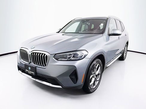 Used 2024 BMW X3 xDrive30i AWD/4WD image 3