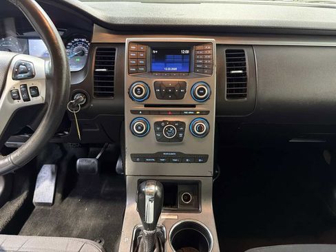 Used 2016 Ford Flex SE image 20