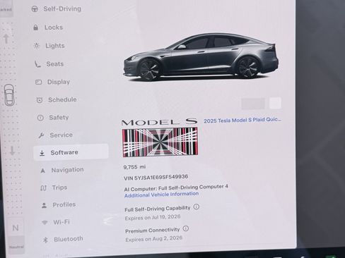Used 2025 Tesla Model S Plaid AWD/4WD image 3