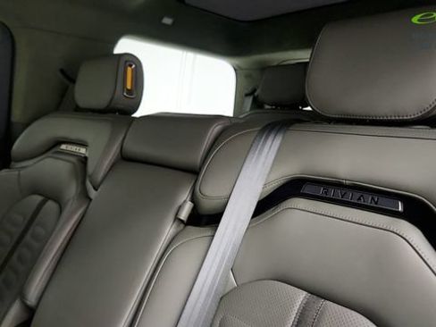 Used 2024 Rivian R1S Adventure AWD/4WD image 47