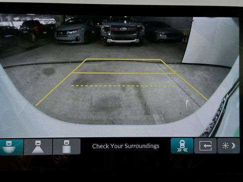 New 2025 Honda Pilot Touring image 16