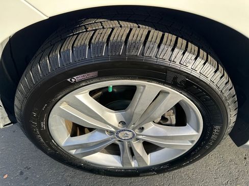 Used 2014 Mercedes-Benz ML 350 4MATIC image 27