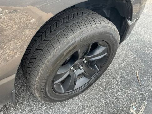 Used 2021 RAM 1500 Big Horn AWD/4WD image 16
