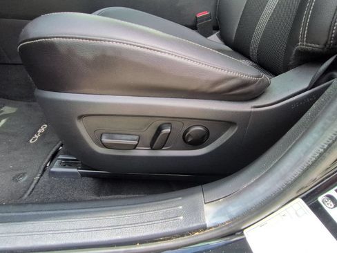 Used 2025 MAZDA CX-50 AWD 2.5 S w/ Premium Package image 14