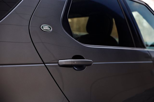 New 2026 Land Rover Discovery Limited Edition AWD/4WD image 11