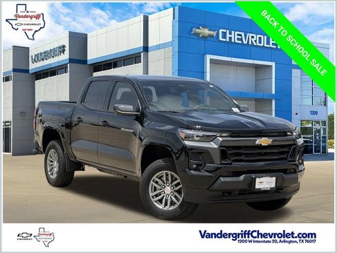 New 2026 Chevrolet Colorado LT w/ LT Convenience Package AWD/4WD image 1