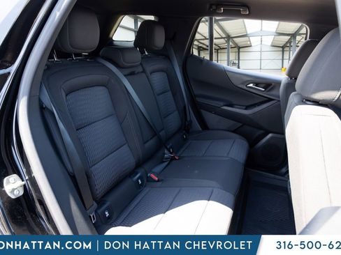 New 2026 Chevrolet Equinox LT w/ Safety and Technology Package AWD/4WD image 17