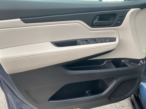 Used 2025 Honda Odyssey EX-L image 14