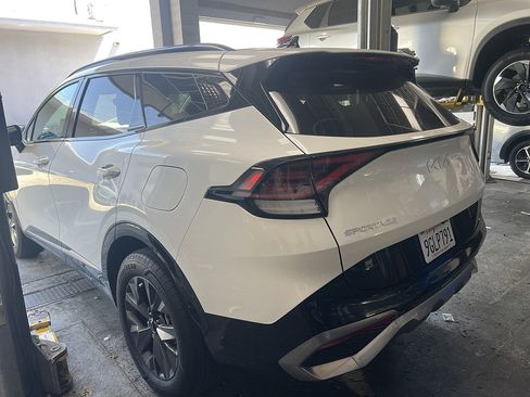 Used 2023 Kia Sportage SX Prestige AWD/4WD image 3