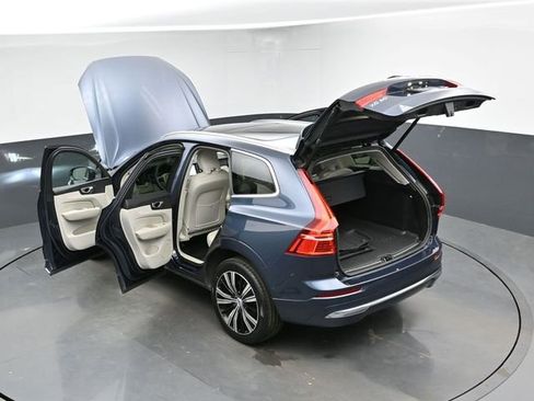 Used 2023 Volvo XC60 B5 Plus w/ Protection Package Premier AWD/4WD image 50