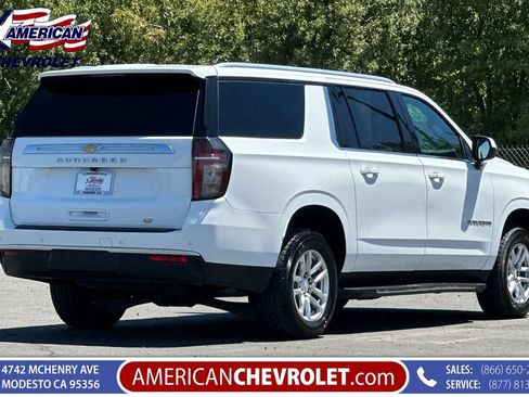 Used 2023 Chevrolet Suburban LT AWD/4WD image 4