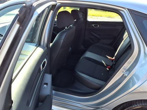 Used 2025 Honda Civic Sport image 36