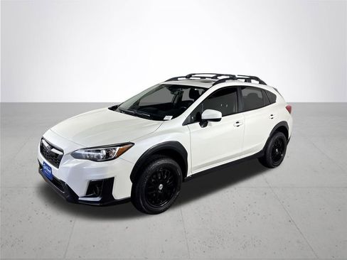 Used 2018 Subaru Crosstrek 2.0i Premium image 2