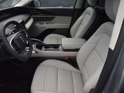 New 2026 Lincoln Nautilus Reserve w/ Jet Appearance Package image 10