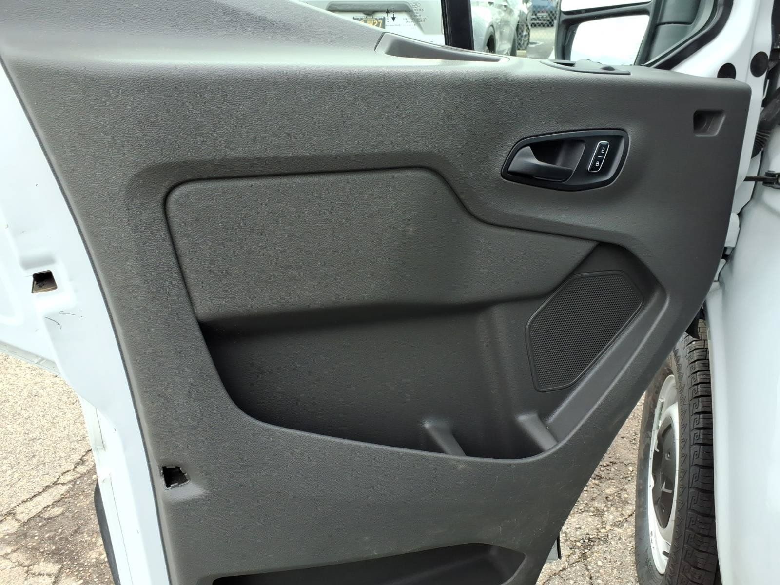 Used 2024 Ford Transit 250 148 Medium Roof w/ Load Area Protection Package RWD image 11