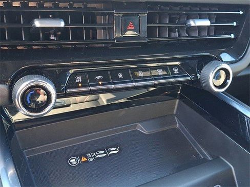 Certified 2025 Chevrolet Tahoe RST image 17