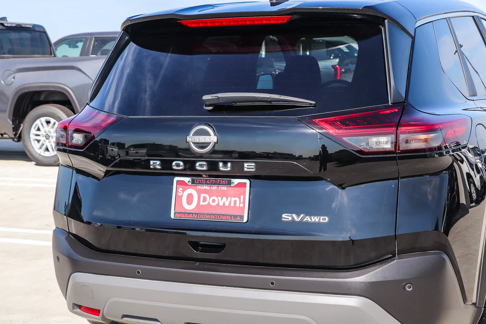 Used 2022 Nissan Rogue SV AWD/4WD image 11