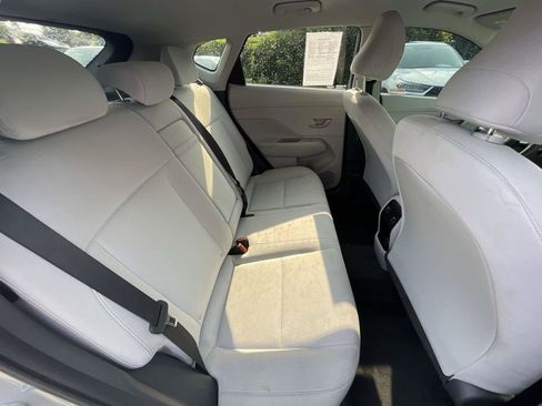 Used 2025 Hyundai Kona SEL AWD/4WD image 21