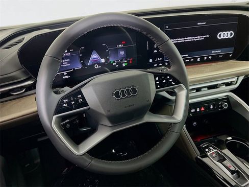 New 2025 Audi Q5 2.0T Premium Plus image 11